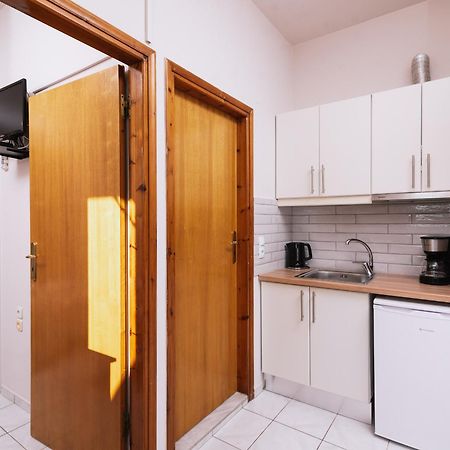 Filia Apartments Pitsidia Bagian luar foto